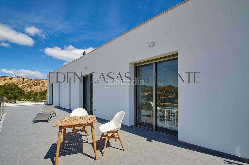 Foto 99a0b00b-f2ac-44ee-afd8-138de00cac0f. Xalet amb calefacció aparcament piscina a Montnegre Alicante