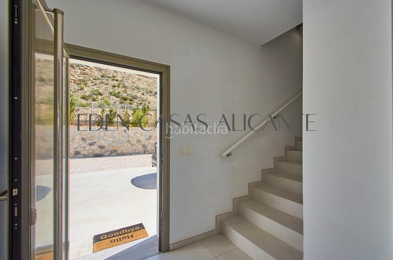 Foto a050ba97-2eb0-4945-842e-7fd2e28a2533. Xalet amb calefacció aparcament piscina a Montnegre Alicante