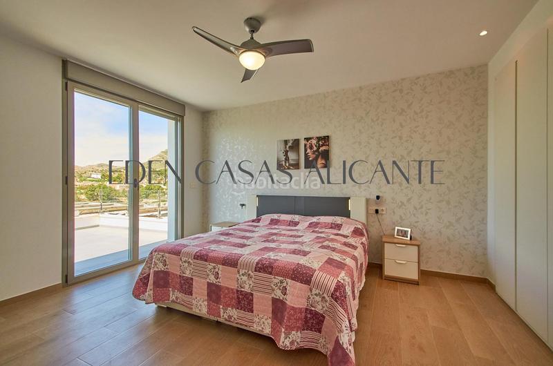 Foto d6921be0-1ff5-4800-8eca-93a832cc1845. Xalet amb calefacció aparcament piscina a Montnegre Alicante