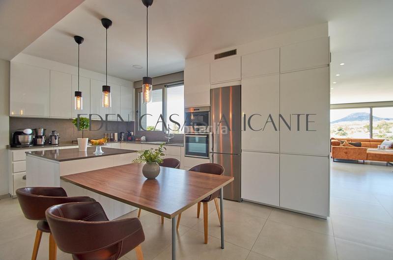 Foto eb415c99-79a2-4ce1-8eec-794eb53053b5. Xalet amb calefacció aparcament piscina a Montnegre Alicante