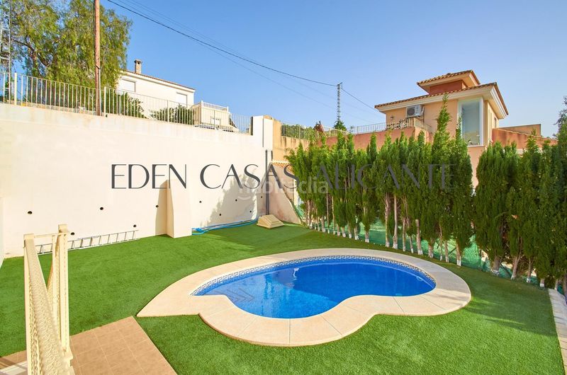 Foto a43362ed-c4d3-4451-9781-46ee02047975. Xalet amb piscina a Busot