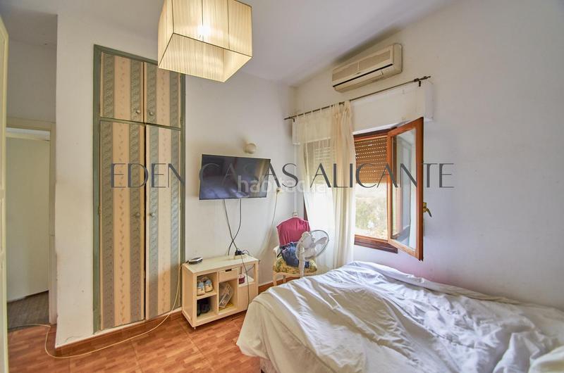 Foto 14e1fcef-3733-45d0-9494-979d6adfc3fc. Casa amb calefacció aparcament piscina a Pueblo Español-Coveta Fumá Campello (el)