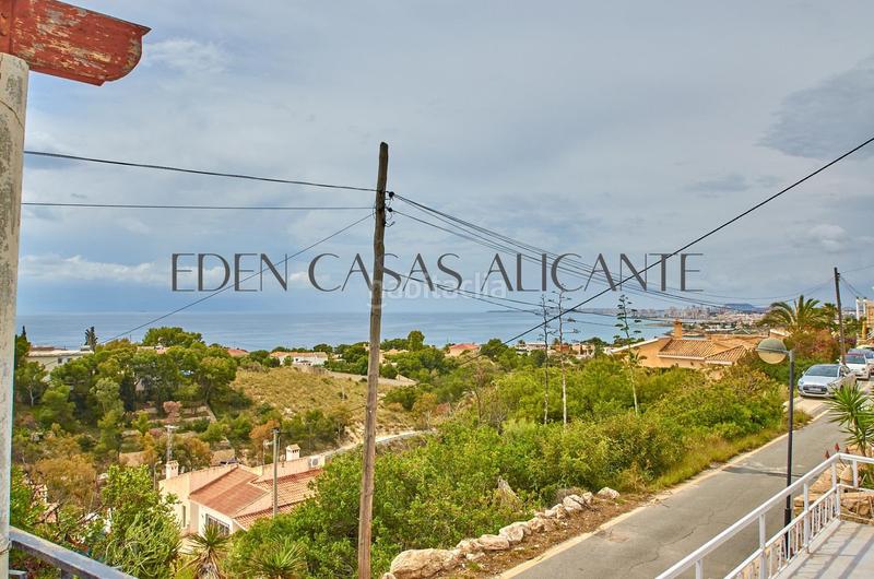 Foto ed21fcf0-7537-4f3e-8144-77151a644211. Casa amb calefacció aparcament piscina a Pueblo Español-Coveta Fumá Campello (el)