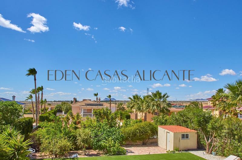 Foto 28113d2c-0d22-4a01-9e15-d429f64eac0e. Chalet villa independiente de 4 dormitorios con piscina privada en Valle del Sol, alicante en Mutxamel