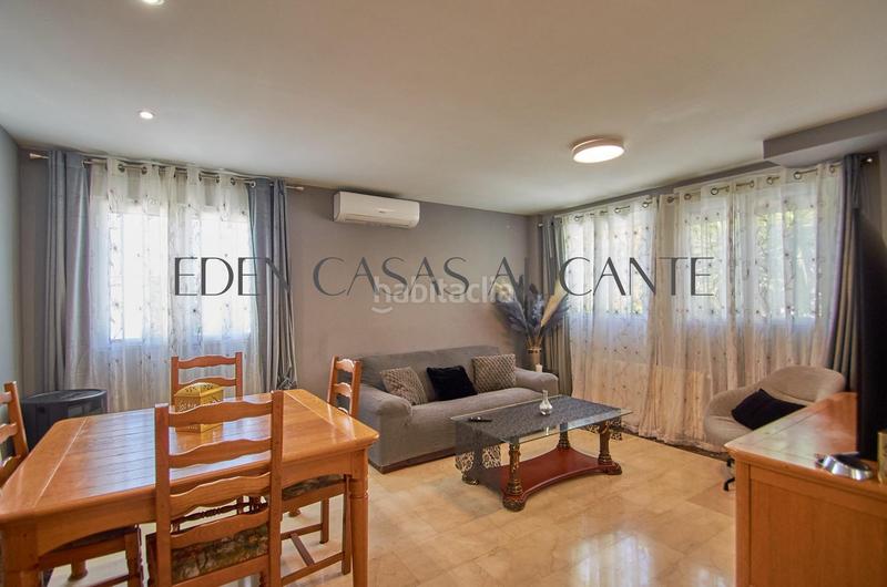 Foto 6137fab4-be4f-41e8-9391-fbe7f7a21293. Chalet villa independiente de 4 dormitorios con piscina privada en Valle del Sol, alicante en Mutxamel