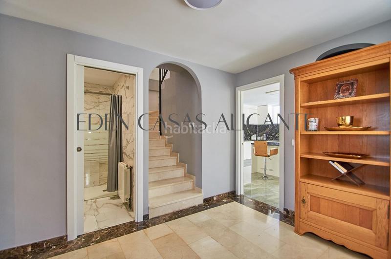 Foto 6b81cfa3-1b3a-448d-913a-490167ea51db. Chalet villa independiente de 4 dormitorios con piscina privada en Valle del Sol, alicante en Mutxamel
