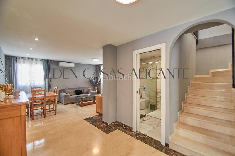 Foto f699577e-f691-4b6d-9307-cbac629cf82a. Chalet villa independiente de 4 dormitorios con piscina privada en Valle del Sol, alicante en Mutxamel