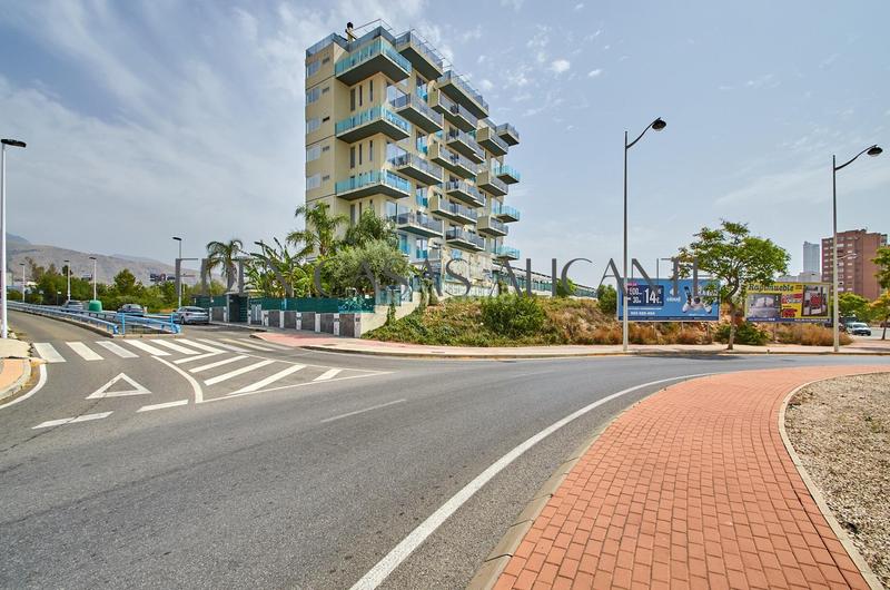 Foto b27d66f2-0afb-4d44-bd2d-d2e2e318639c. Apartamento luminoso apartamento de 97 m con 2 dormitorios, 2 baños, piscina, sauna y aparcamiento. en Finestrat