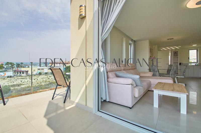 Foto cd7ea168-f6ed-49e2-a632-fe1c4a2ada6c. Apartamento luminoso apartamento de 97 m con 2 dormitorios, 2 baños, piscina, sauna y aparcamiento. en Finestrat