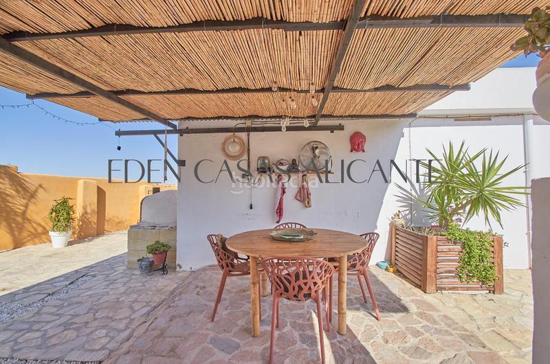 Foto 2b49b0f3-b068-40b7-aa9f-424a2c683789. Chalet with heating parking in Valle del Sol Mutxamel