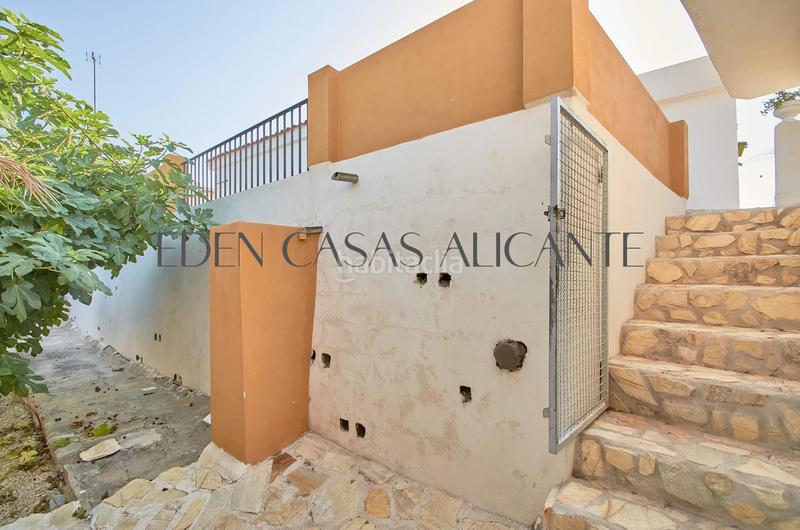 Foto 4db01dc2-c47e-4599-82ee-d8957dc9358a. Chalet with heating parking in Valle del Sol Mutxamel