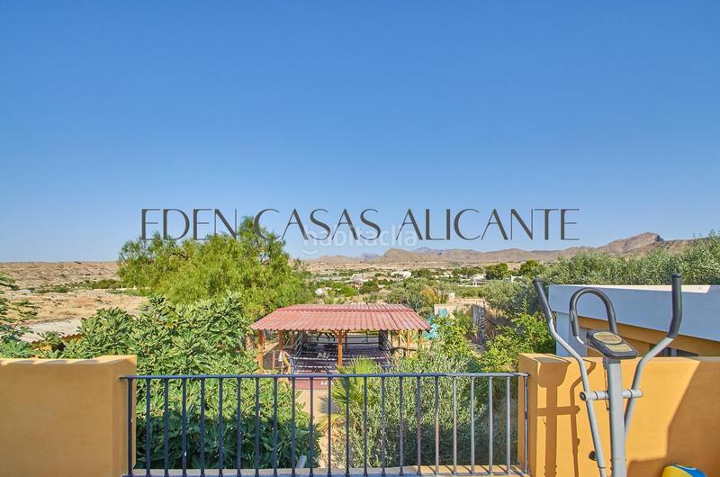 Foto 5078bcca-adf0-4ea1-bb87-f74881d54cdf. Chalet with heating parking in Valle del Sol Mutxamel