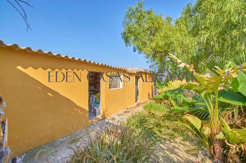 Foto 695c127a-1d1a-407f-af54-6131ad22098c. Chalet with heating parking in Valle del Sol Mutxamel