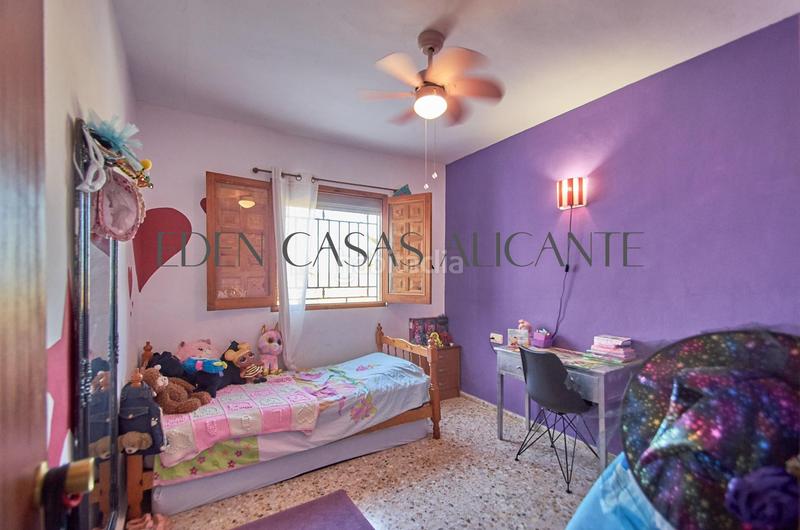 Foto 82f8a094-7a3e-4377-946f-07918a4cd8b2. Chalet with heating parking in Valle del Sol Mutxamel