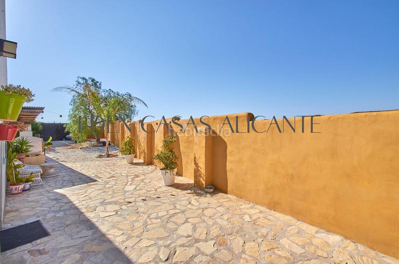 Foto 883871ab-d825-42e8-a31a-1caeaa655018. Chalet with heating parking in Valle del Sol Mutxamel