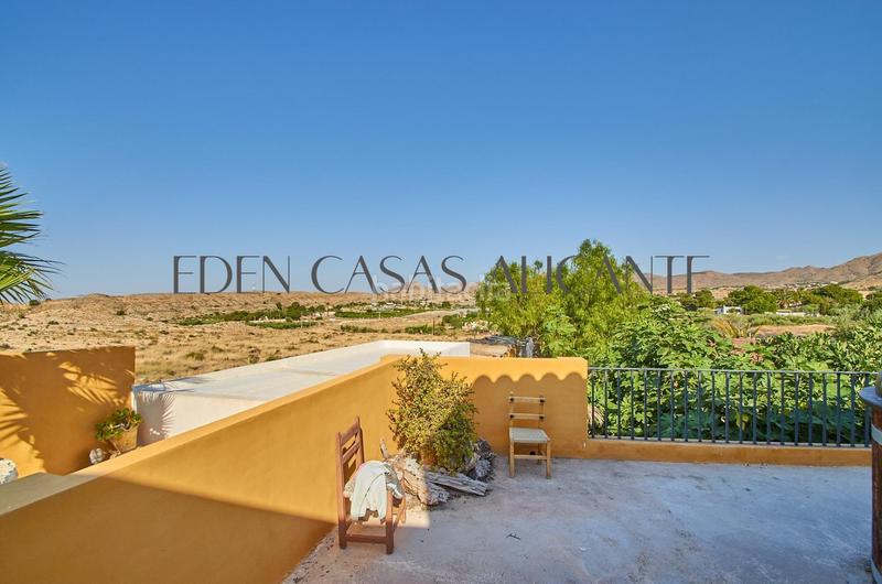 Foto 96d7a84b-a6b3-44a4-8d6f-126916037bd5. Chalet with heating parking in Valle del Sol Mutxamel