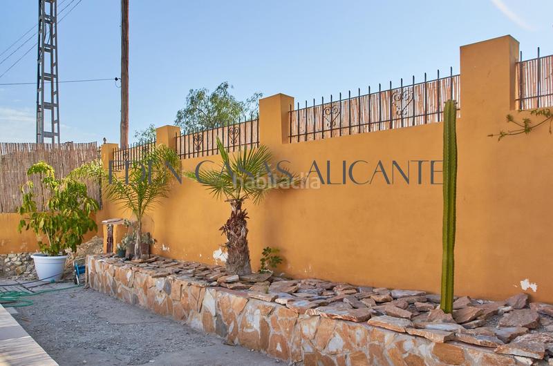 Foto a283c1f3-88e2-4f61-b5fe-67227dc62e9c. Chalet with heating parking in Valle del Sol Mutxamel