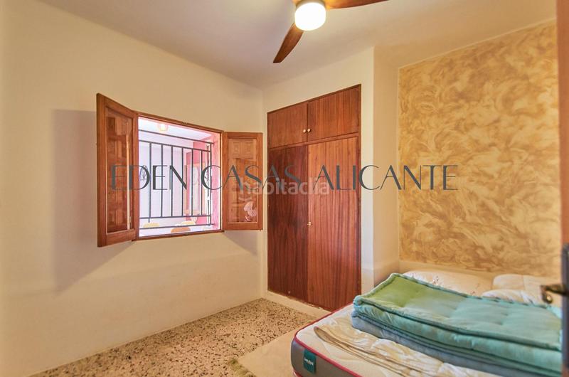 Foto d89557bb-c14a-42f6-8f8e-1a2f9f0acab0. Chalet with heating parking in Valle del Sol Mutxamel