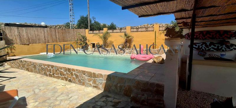 Foto ee88929b-6b38-40ff-b78f-97e89fe22136. Chalet with heating parking in Valle del Sol Mutxamel