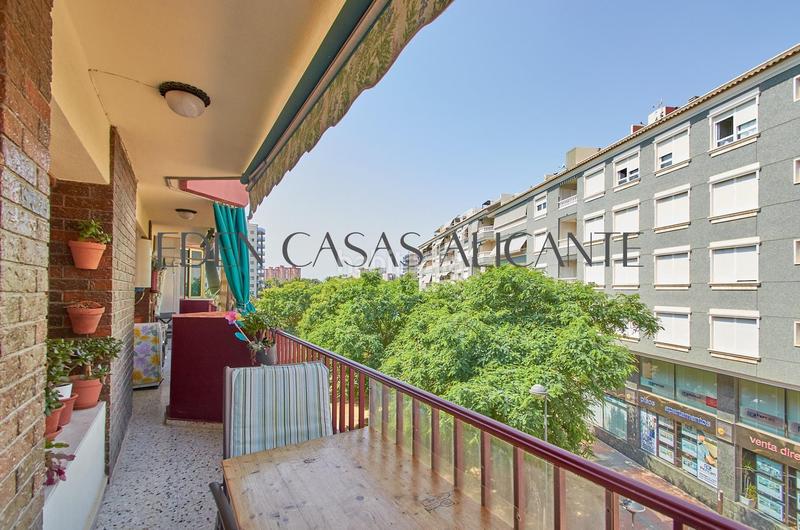 Foto efdc1836-6cdc-4d05-8468-fdd0947be8d2. Appartement avec chauffage parking dans Campello Playa Campello (el)