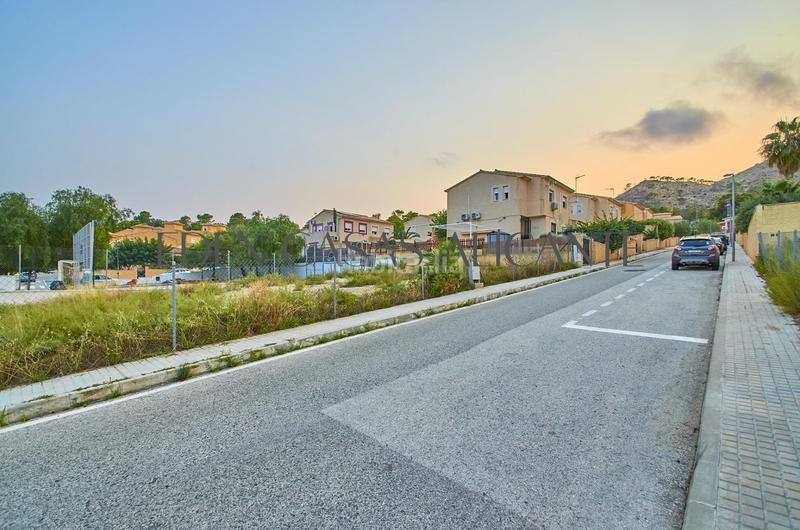 Foto 3f7351c8-9676-429e-acfb-415a02da05ae. Casa adosada chalet adosado 3 dormitorios con piscina privada y sotano en aiges en Aigües