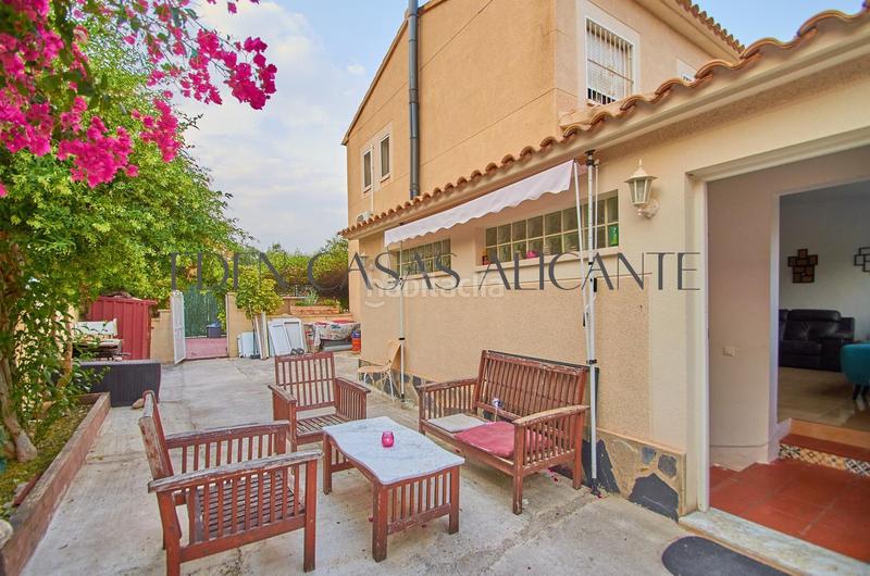 Foto 8380d228-e8d0-4f14-bf2a-5d66fe0c7dde. Casa adosada chalet adosado 3 dormitorios con piscina privada y sotano en aiges en Aigües