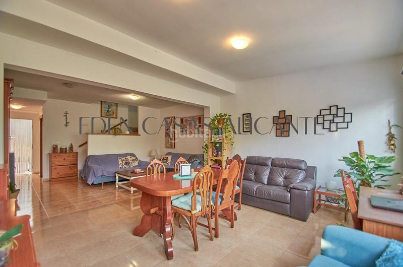 Foto a51ee878-2574-4b55-9eb6-7a927bef6667. Casa adosada chalet adosado 3 dormitorios con piscina privada y sotano en aiges en Aigües
