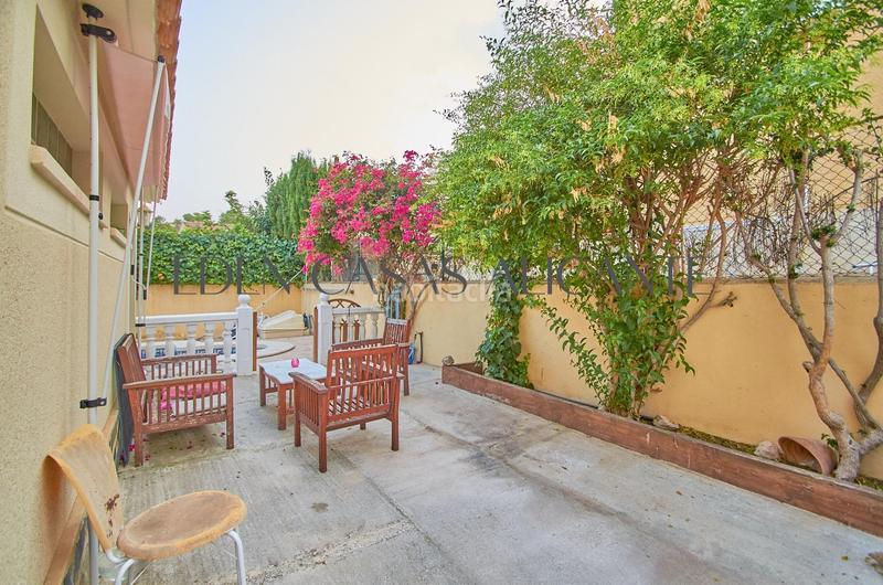 Foto b1e9ecef-0158-4da5-a0c7-a97bfe88e9aa. Casa adosada chalet adosado 3 dormitorios con piscina privada y sotano en aiges en Aigües