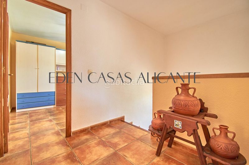 Foto 3a792303-f26f-4165-94e6-424b9dba8e3c. Xalet amb calefacció aparcament piscina a Pueblo Acantilado-Lanuza Campello (el)