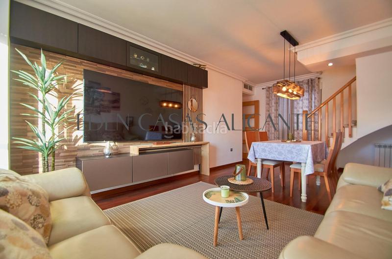 Foto 05e76780-3dab-4afb-97ad-18fb48fd2284. Àtic a calle vicente paya 2 a Campello Pueblo Campello (el)