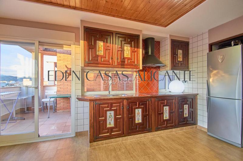 Foto 0d20048d-0435-4e52-8b4c-6e32f7cd39bc. Àtic a calle vicente paya 2 a Campello Pueblo Campello (el)