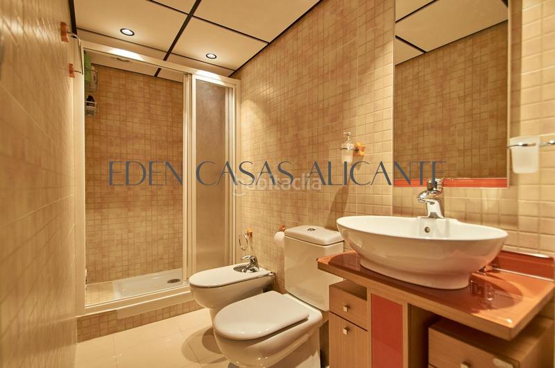 Foto 56babc37-6890-4843-8075-1477f3826bdb. Àtic a calle vicente paya 2 a Campello Pueblo Campello (el)