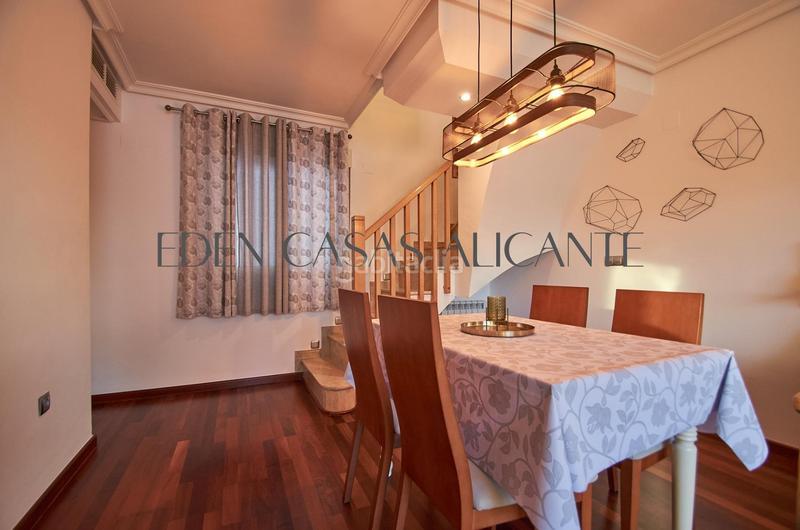 Foto 8d87e9ba-9b90-4f96-93f1-50f300ee09fc. Àtic a calle vicente paya 2 a Campello Pueblo Campello (el)