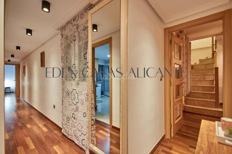 Foto f7b24de0-6e6b-45b6-9437-b32644c74af3. Àtic a calle vicente paya 2 a Campello Pueblo Campello (el)