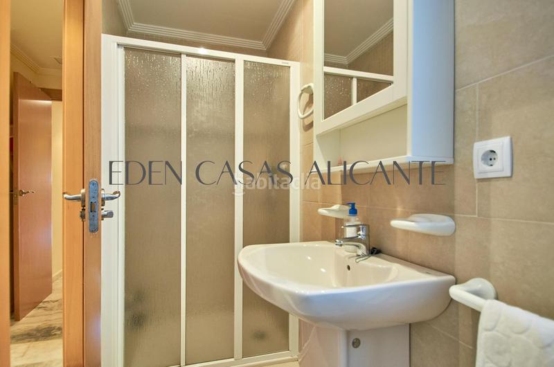 Foto aac29dfa-fa94-4904-89a6-4419cf31becc. Apartament amb calefacció a Campello Playa Campello (el)