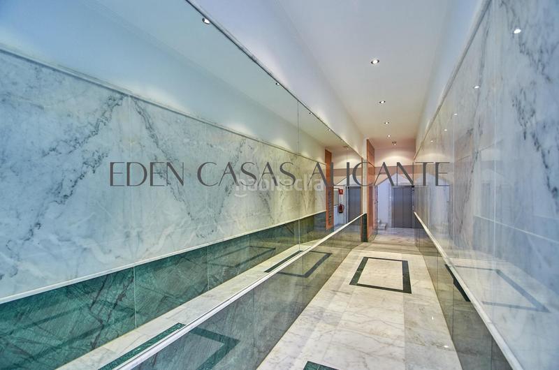 Foto b8aa2ad0-6f1d-42a7-8b81-0c2c064ad8fe. Apartament amb calefacció a Campello Playa Campello (el)