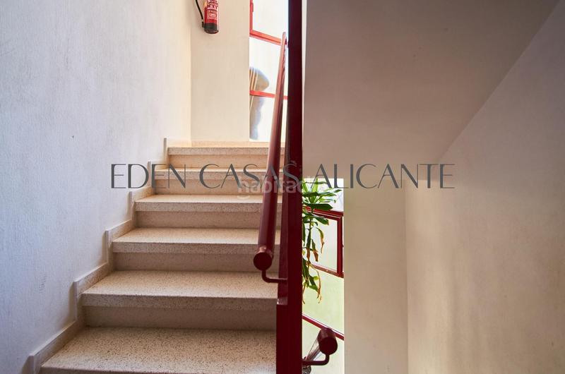 Foto 992f4171-709d-41bb-be6e-a5eff29283a0. Piccolo appartamento in colon 81 in Centro Urbano Vila Joiosa (la)