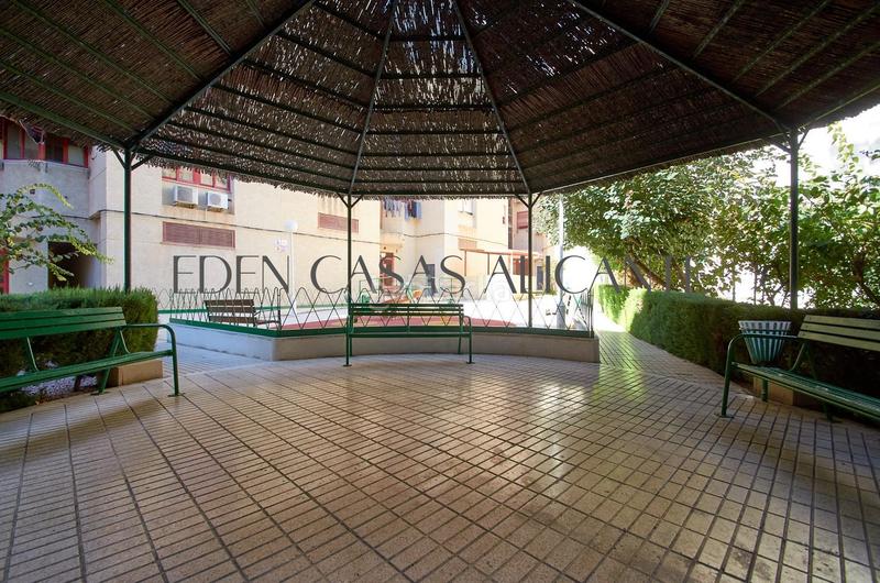 Foto d9474967-ffce-4f4e-82ef-ff37362da187. Piccolo appartamento in colon 81 in Centro Urbano Vila Joiosa (la)