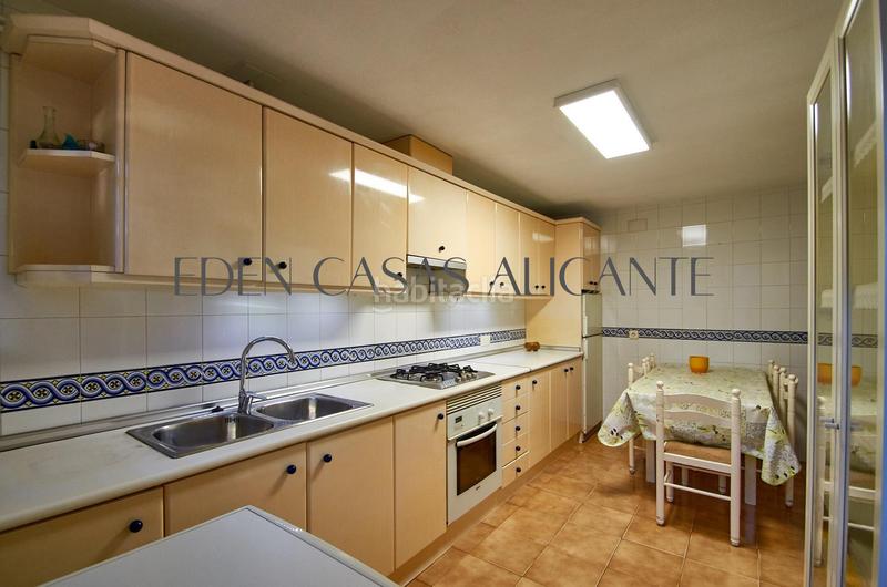 Foto 6f0d5c96-3e04-412b-8371-3a45fd6b4189. Casa a schiera in camino reial de vilajoiosa 20 in Campello (el)