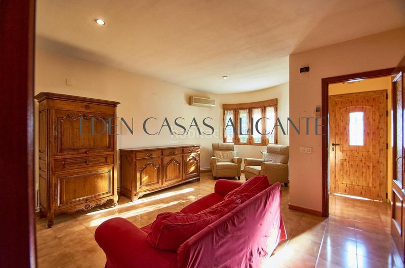 Foto ac0029c5-22b3-418a-9419-6a39f3a98f12. Casa a schiera in camino reial de vilajoiosa 20 in Campello (el)