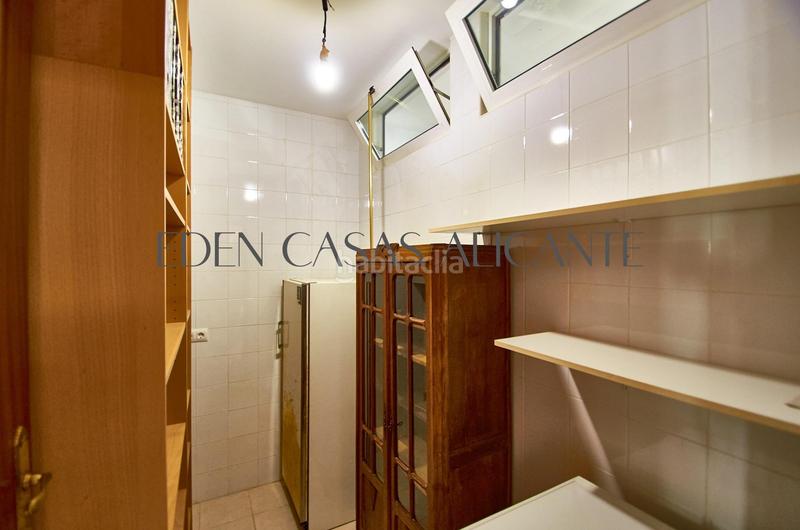 Foto f92785bc-715b-413c-b00a-20363d46fbfb. Casa a schiera in camino reial de vilajoiosa 20 in Campello (el)