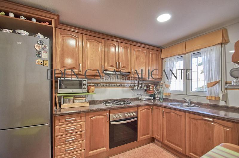 Foto 2db3fb40-6d4a-4ff5-8ad7-aff060a79066. Haus mit heizung parking in Cabo de las Huertas Alicante