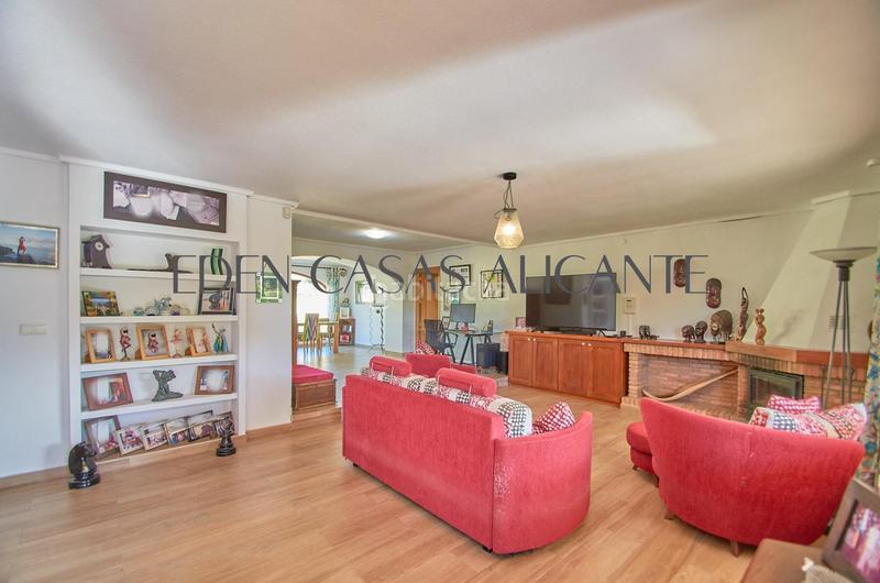 Foto 0f45eb8a-76ba-4929-a662-4a3bcd6aa39c. Haus mit heizung parking pool in Almajada-Ravel Mutxamel