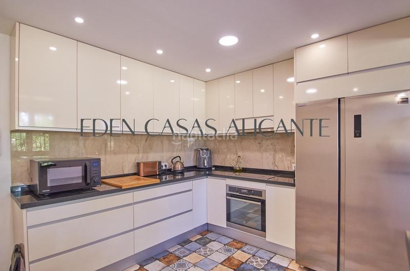 Foto 387563de-742a-46d3-8bb3-d1c29c40ef0a. Haus mit heizung parking pool in Almajada-Ravel Mutxamel