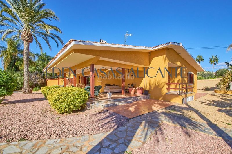 Foto 833f0285-a8b7-4747-9fea-cc1b1abc02f7. Xalet amb calefacció aparcament piscina a Almajada-Ravel Mutxamel