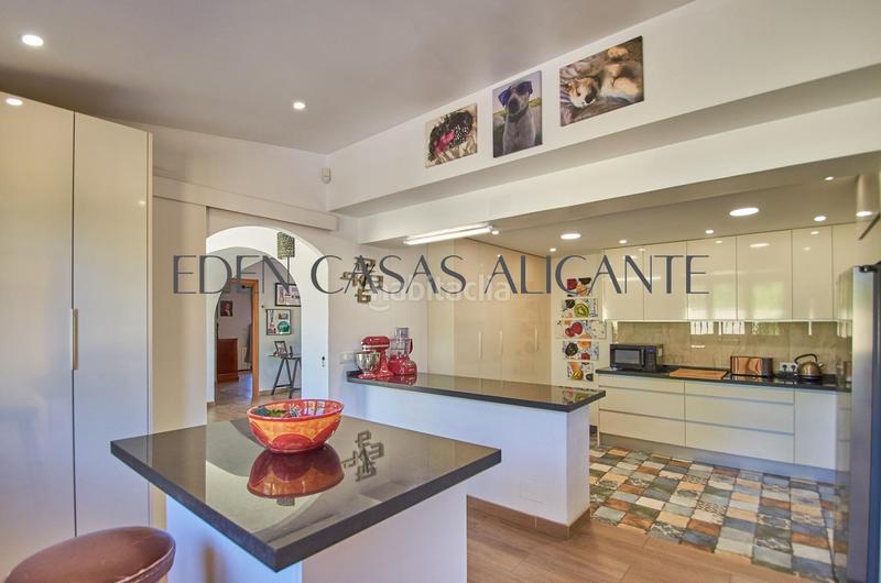 Foto a526ccf5-38b7-49ca-bc4f-d90592d86585. Haus mit heizung parking pool in Almajada-Ravel Mutxamel