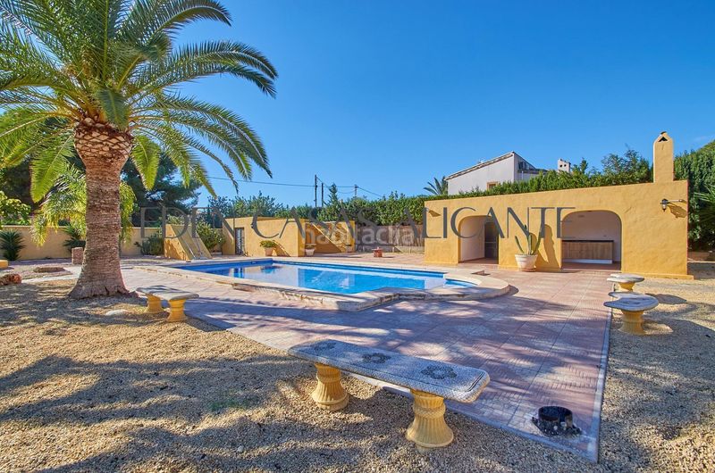 Foto ee1f0bb1-f379-451f-b0dd-aed83d7d2c35. Xalet amb calefacció aparcament piscina a Almajada-Ravel Mutxamel