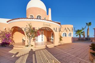 Chalet  Alemanya. Ref. 01464 chalet en villa joyosa, alicante