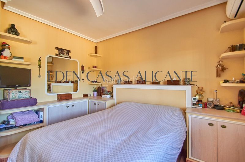 Foto 125e5ef9-c7c1-47dd-9477-5e7ca7519adc. Xalet amb aparcament piscina a Moralet Alicante