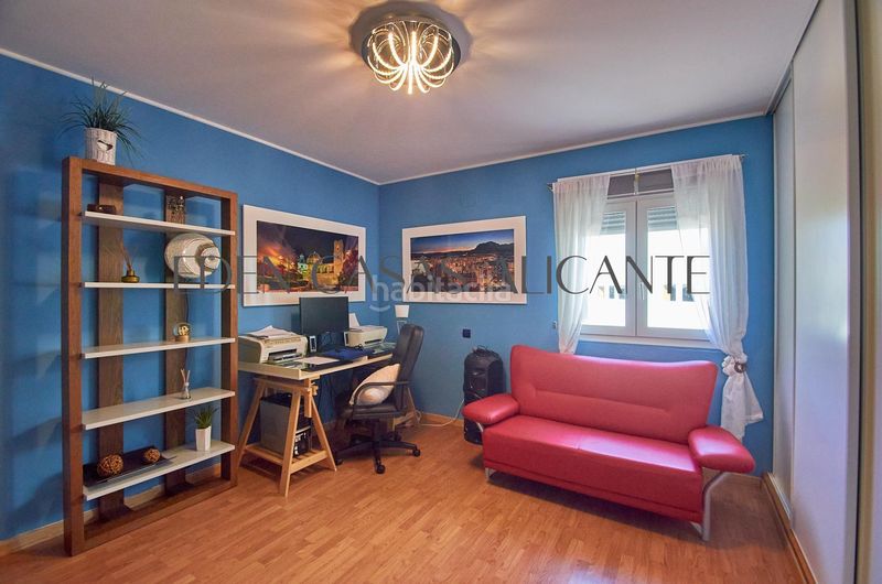 Foto 22fef8a5-0ba1-4d9e-87cf-d933e22e2da5. Xalet amb aparcament piscina a Xixona